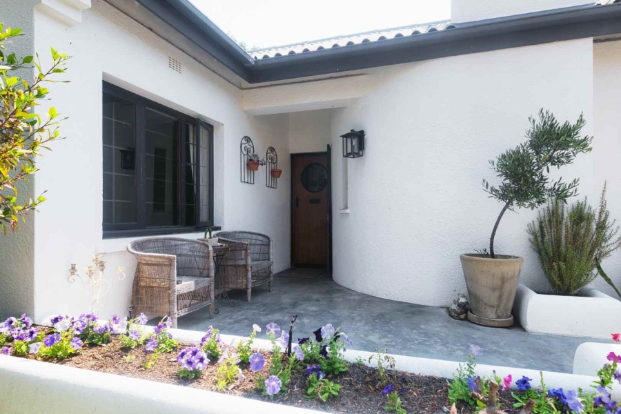 3 Bedroom Property for Sale in Northcliff Western Cape